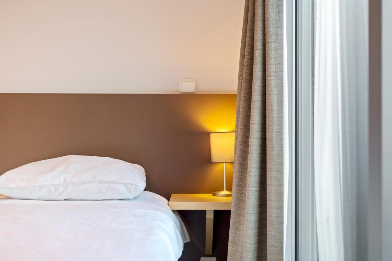 Belcasa Suitehotel ميدل كيرك المظهر الخارجي الصورة